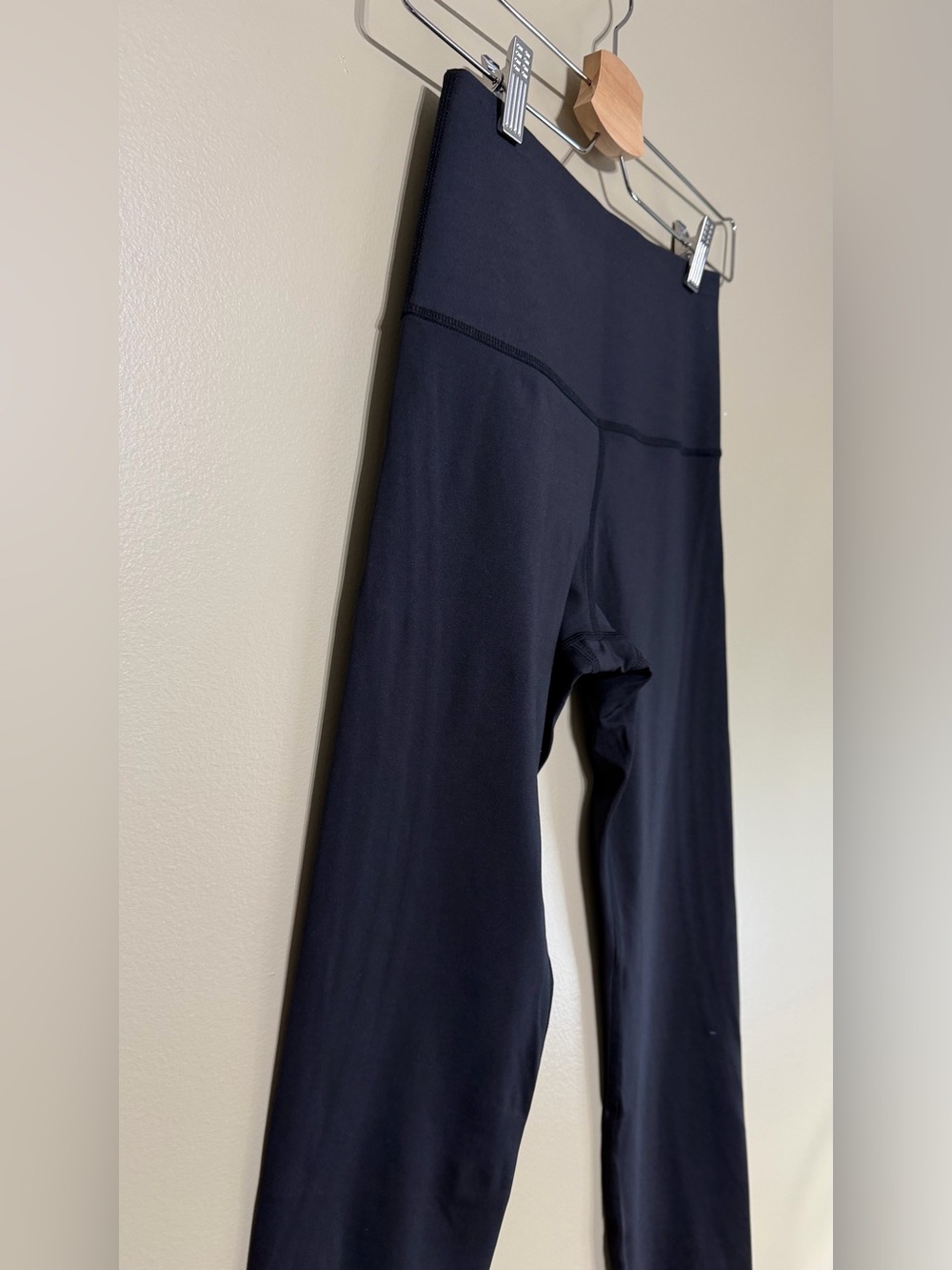 Knix HiTouch™️ High Rise Legging - Picture 11 of 15